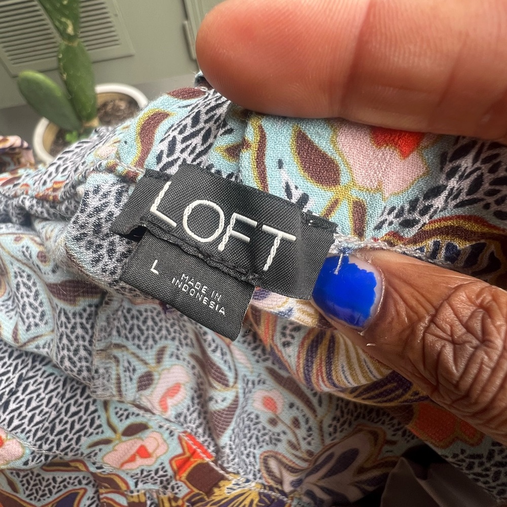 LOFT Vibrant Multicolor Patterned Fabric
